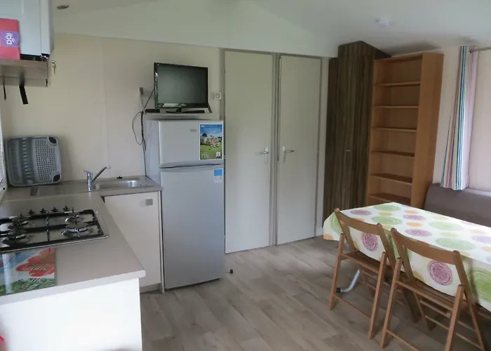 Hebergement Dans Un Domaine A Litteau