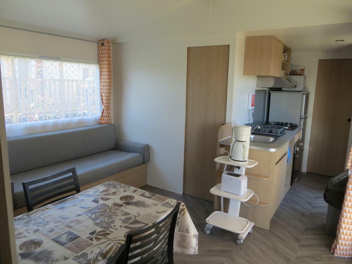 Dans Un Domaine A 4* Litteau
